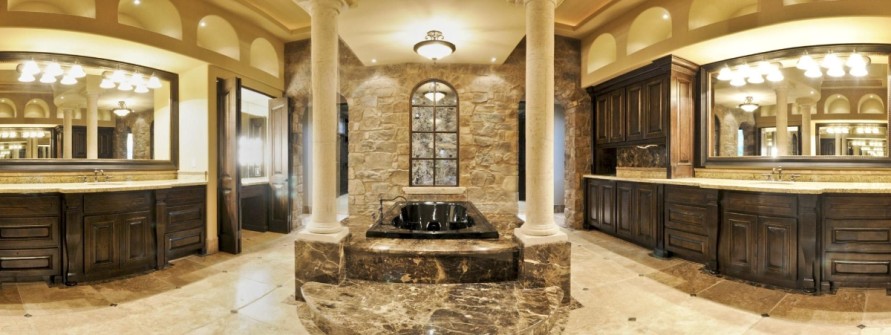 Spacious Master bath